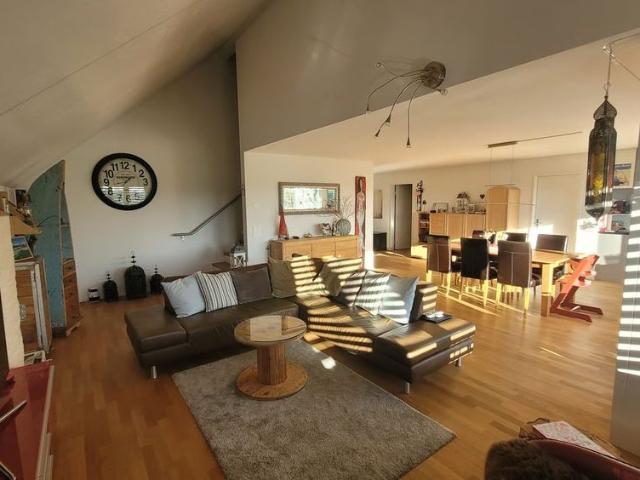 4.5 Zimmer, 147 m², 2. Stock