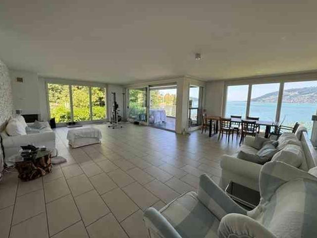 4.5 Zimmer, 145 m², 1. Stock
