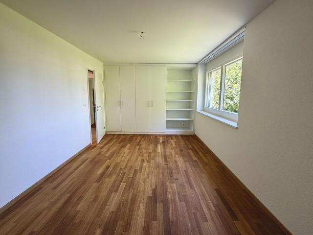 4.5 Zimmer, 145 m², 1. Stock