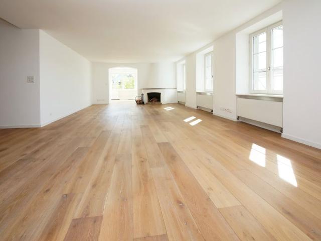 4.5 Zimmer, 145 m², 2. Stock