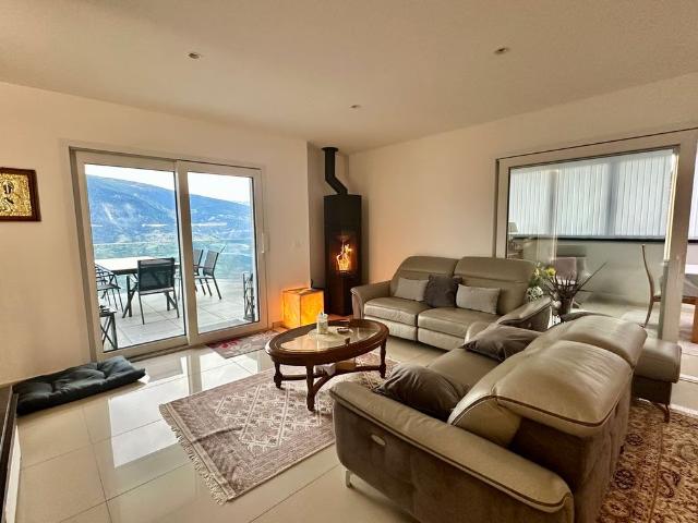 4.5 Zimmer, 150 m²