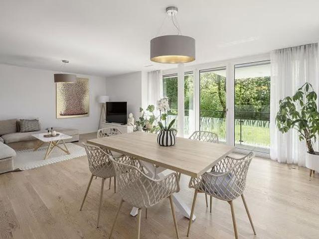4.5 Zimmer, 150 m², 1. Stock