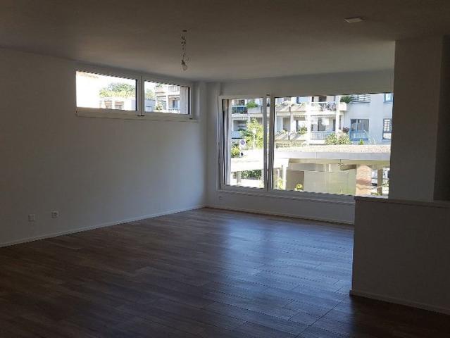 4.5 Zimmer, 150 m², 1. Stock