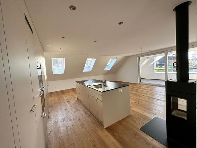4.5 Zimmer, 150 m², 2. Stock
