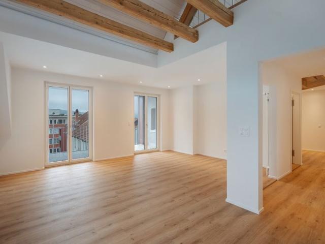 4.5 Zimmer, 150 m², 3. Stock
