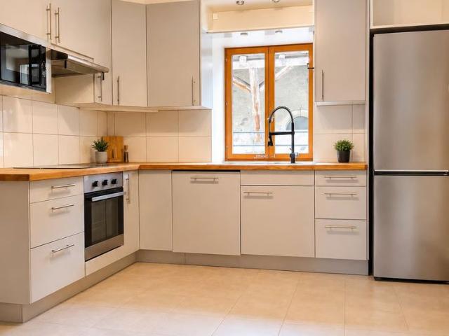 4.5 Zimmer, 150 m²