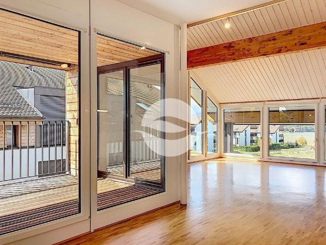 4.5 Zimmer, 157 m², 2. Stock