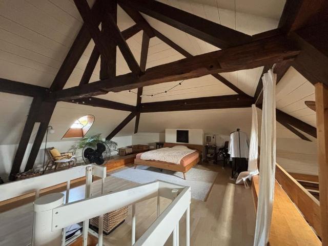 4.5 Zimmer, 160 m², 2. Stock