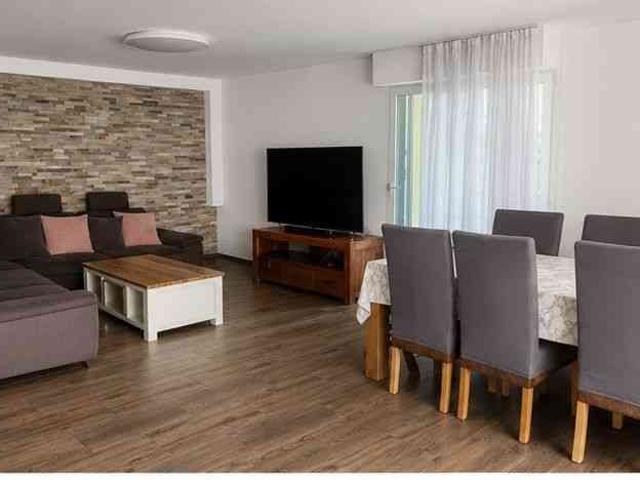 4.5 Zimmer, 160 m²
