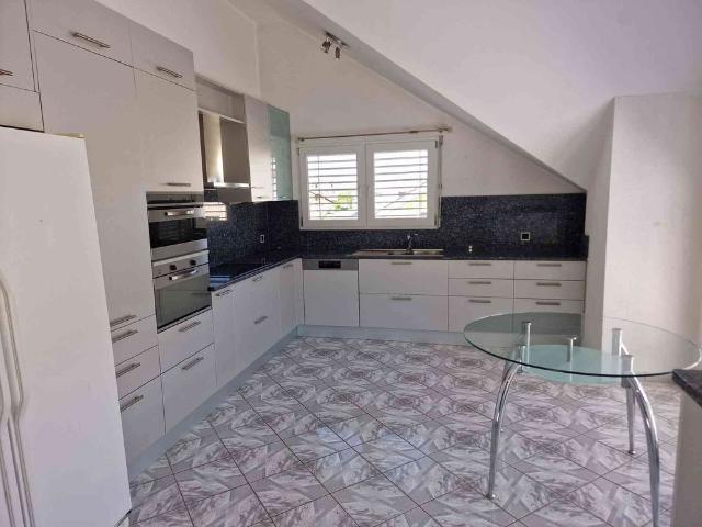 4.5 Zimmer, 165 m²