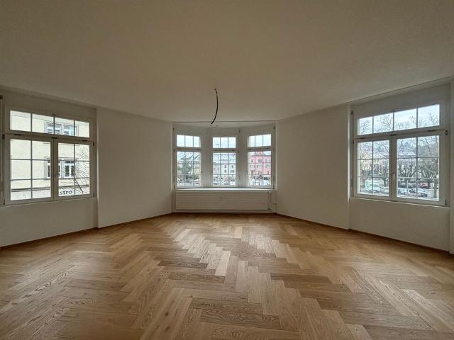 4.5 Zimmer, 165 m², 1. Stock