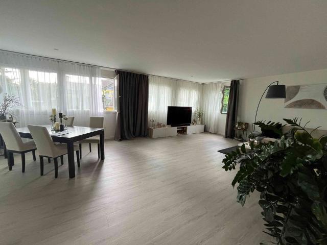 4.5 Zimmer, 166 m², 2. Stock