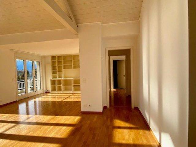 4.5 Zimmer, 178 m², 2. Stock