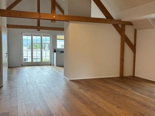 4.5 Zimmer, 180 m², 2. Stock