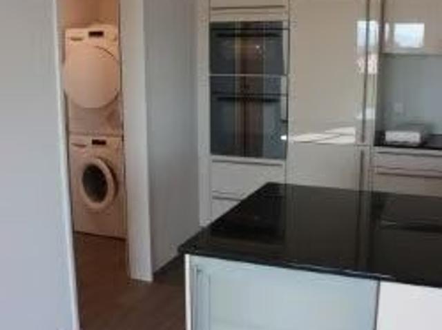 4.5 Zimmer, 180 m², 2. Stock