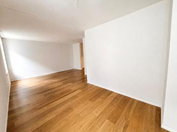 4.5 Zimmer, 180 m², 2. Stock