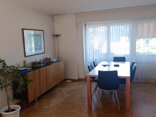 4.5 Zimmer, 100 m², EG
