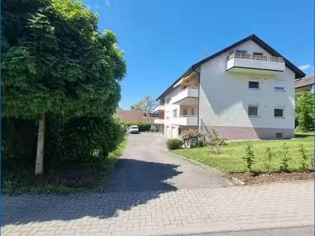 4,5 Zimmer 100 m² 1.080 € Kaltmiete Wohnungen in Radolfze.