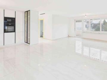 4.5 Zimmer, 100 m², 1. Stock