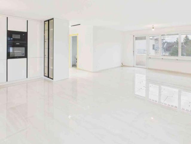 4.5 Zimmer, 100 m², 1. Stock