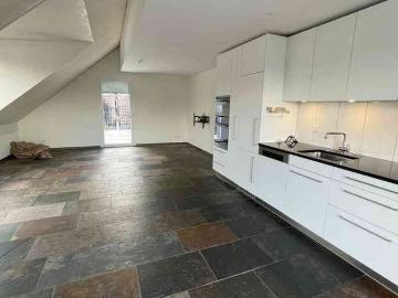 4.5 Zimmer, 100 m², 2. Stock