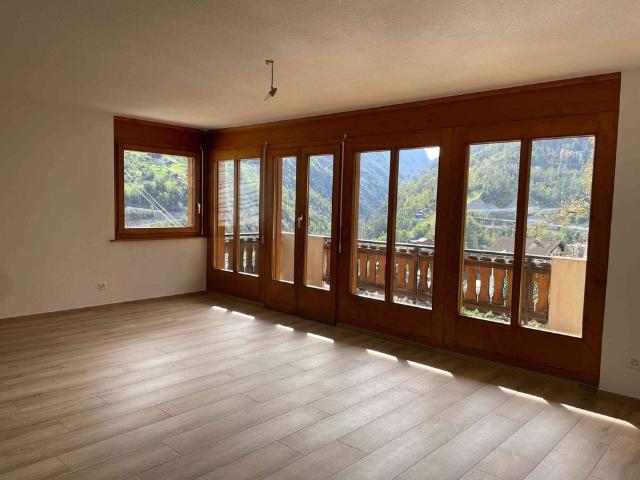 4.5 Zimmer, 102 m², EG