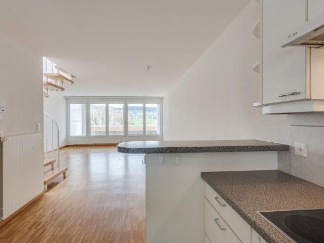 4.5 Zimmer, 102 m², 1. Stock