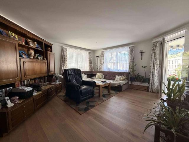 4.5 Zimmer, 102 m², 2. Stock