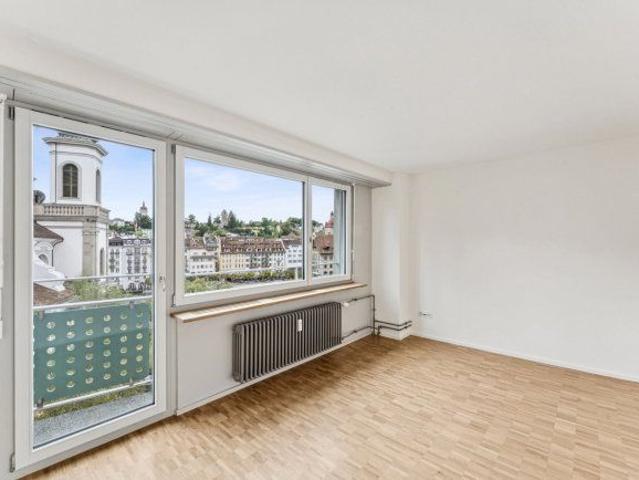 4.5 Zimmer, 102 m², 6. Stock