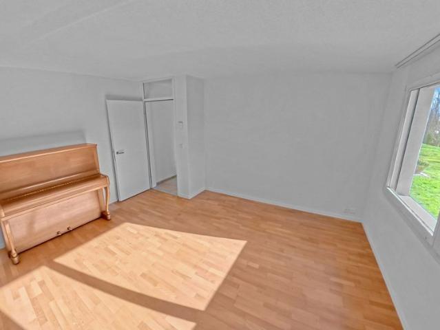 4.5 Zimmer, 107 m², EG