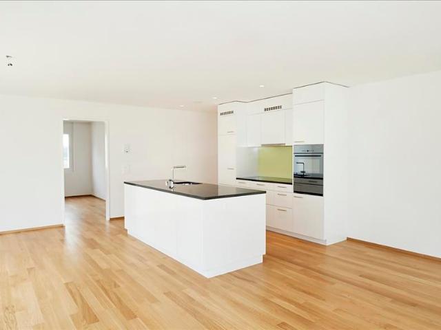 4.5 Zimmer, 107 m², EG