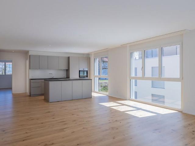 4.5 Zimmer, 107 m², 1. Stock