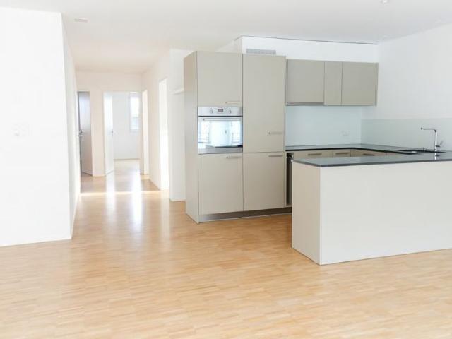 4.5 Zimmer, 107 m², 2. Stock