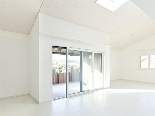 4.5 Zimmer, 107 m², 2. Stock