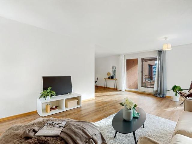 4.5 Zimmer, 105 m², 1. Stock