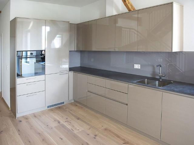 4.5 Zimmer, 105 m², 2. Stock