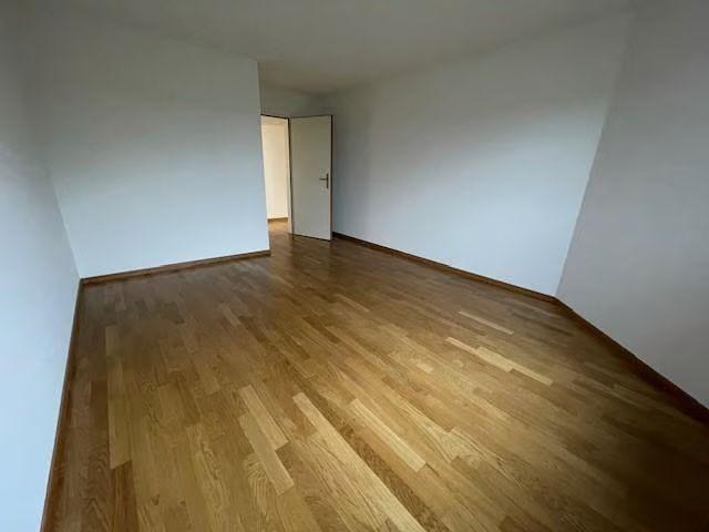 4.5 Zimmer, 105 m², 2. Stock