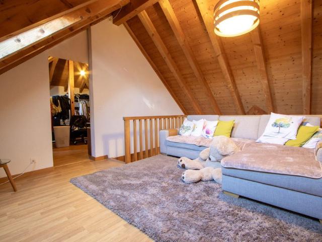 4.5 Zimmer, 106 m², 2. Stock