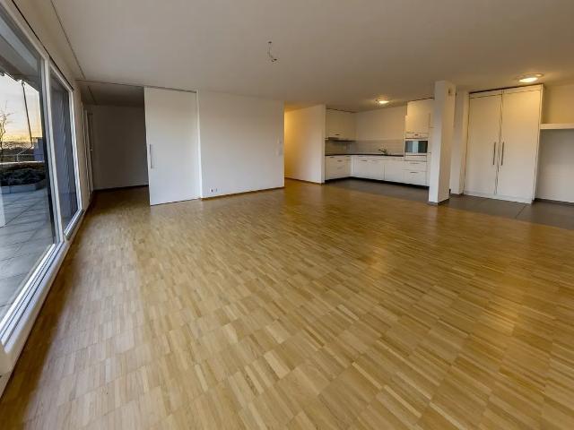 4.5 Zimmer, 106 m², 2. Stock