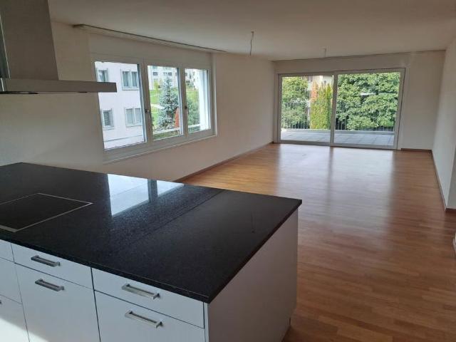 4.5 Zimmer, 109 m², 1. Stock