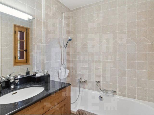 4.5 Zimmer, 110 m², EG