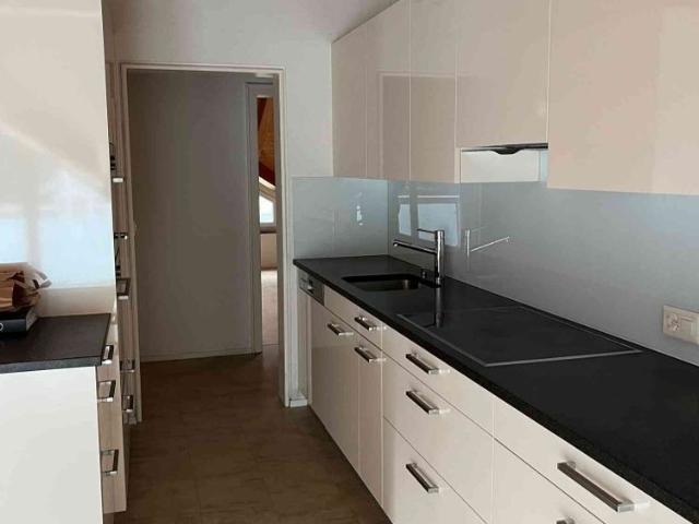 4.5 Zimmer, 110 m², 2. Stock