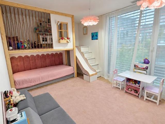 4.5 Zimmer, 110 m², 2. Stock