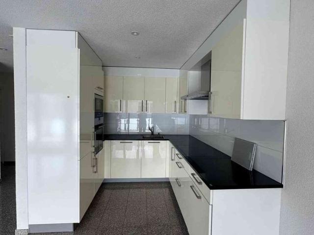 4.5 Zimmer, 111 m², 1. Stock