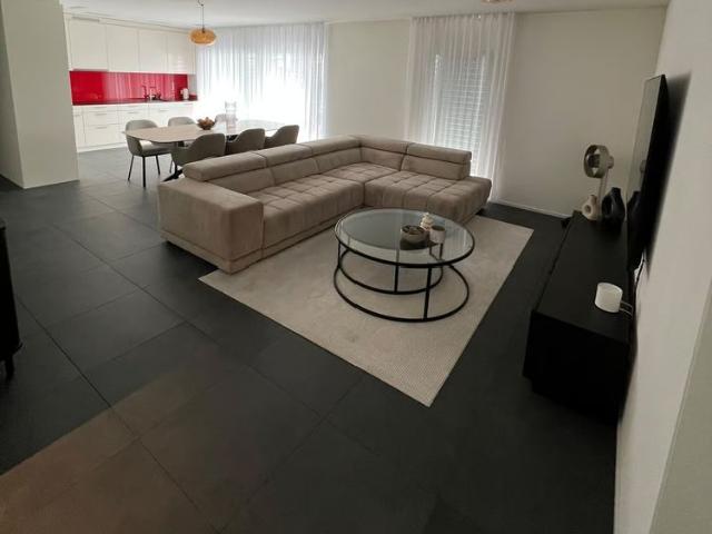 4.5 Zimmer, 111 m², 2. Stock