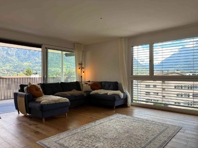 4.5 Zimmer, 112 m², 2. Stock