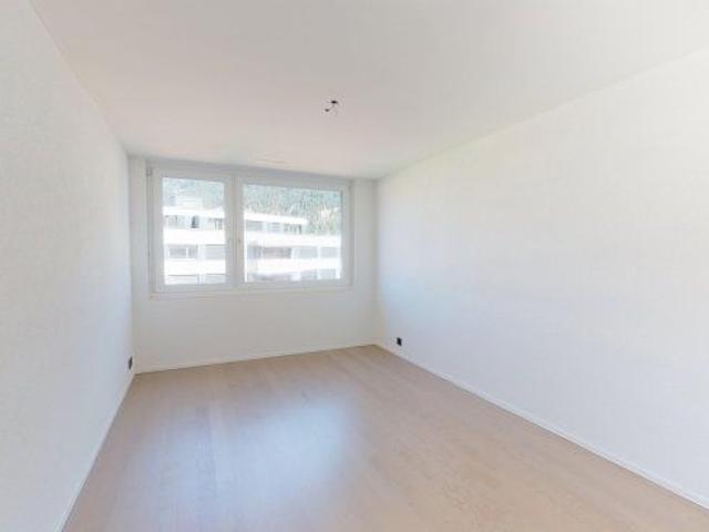 4.5 Zimmer, 112 m², 2. Stock