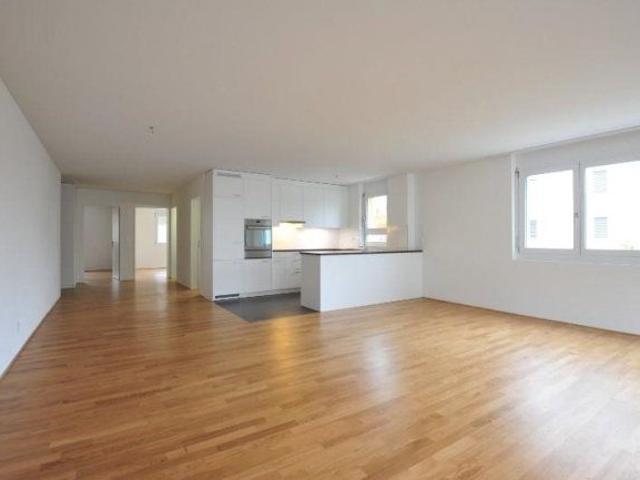 4.5 Zimmer, 117 m², 1. Stock