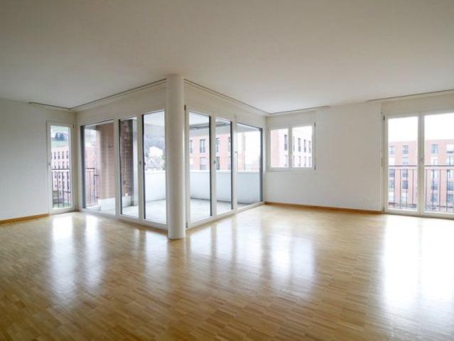 4.5 Zimmer, 117 m², 2. Stock