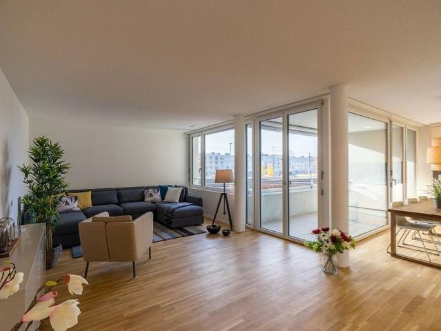 4.5 Zimmer, 117 m², 2. Stock